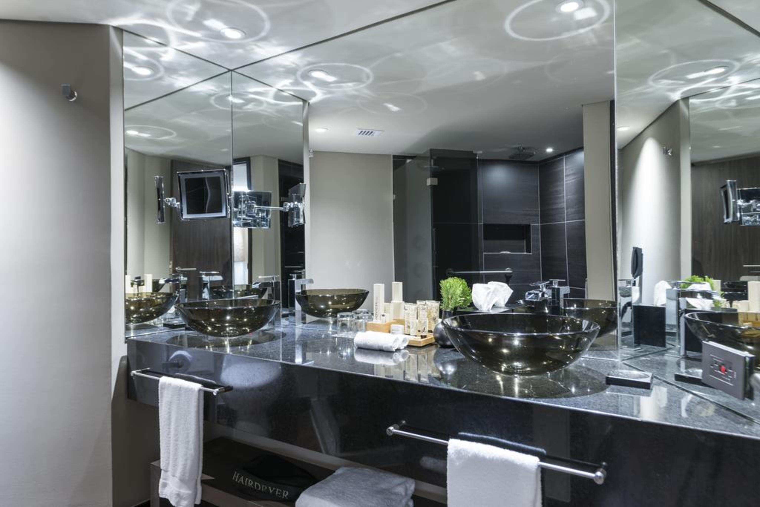 Movich Hotel Las Lomas Rionegro Ngoại thất bức ảnh Bathroom