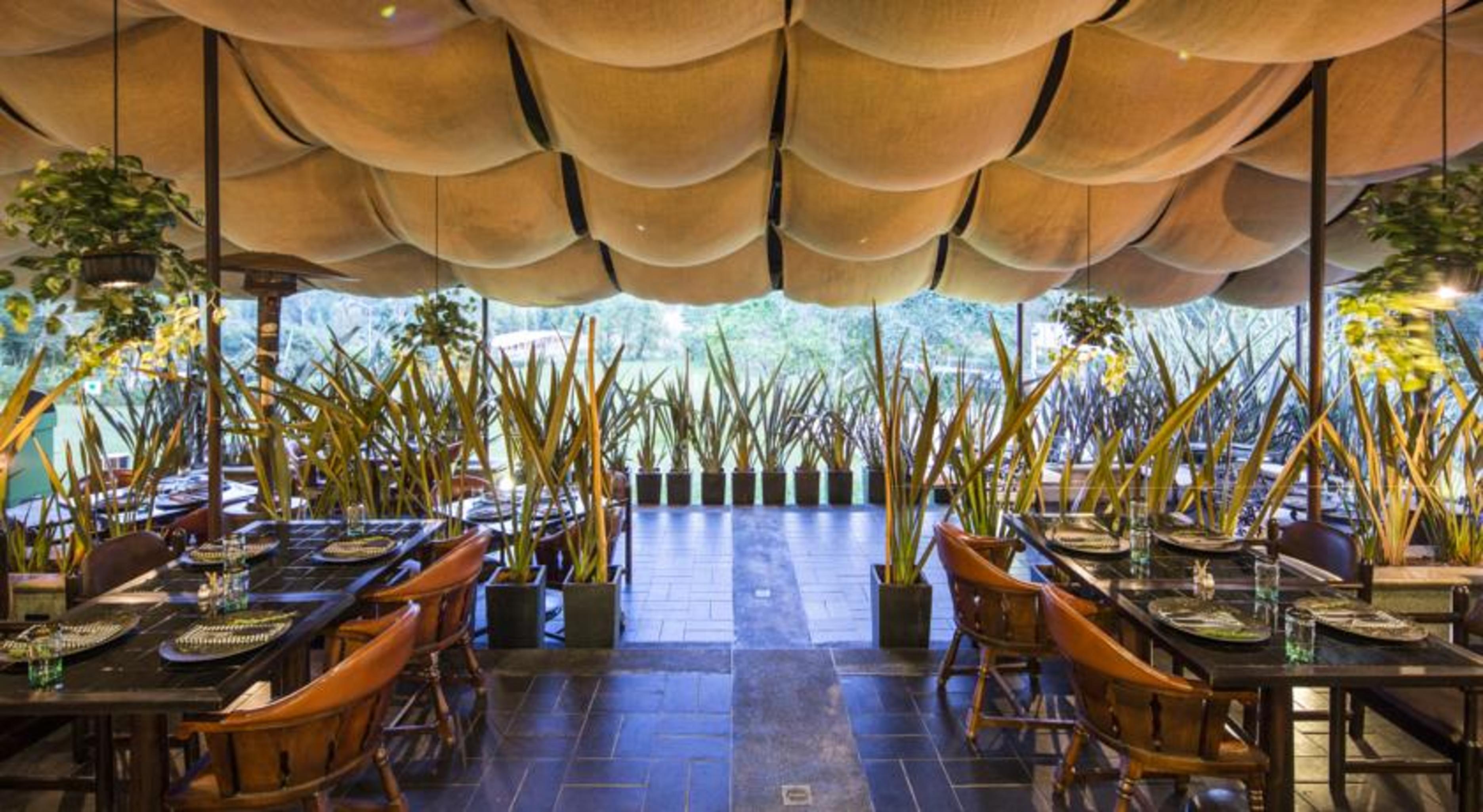 Movich Hotel Las Lomas Rionegro Ngoại thất bức ảnh Interior of the restaurant