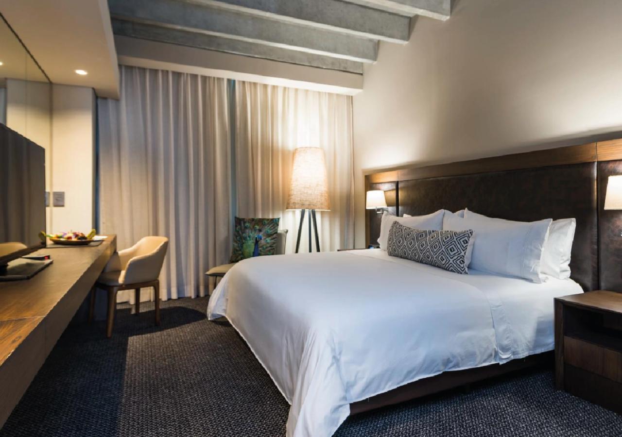 Movich Hotel Las Lomas Rionegro Ngoại thất bức ảnh A room at the hotel